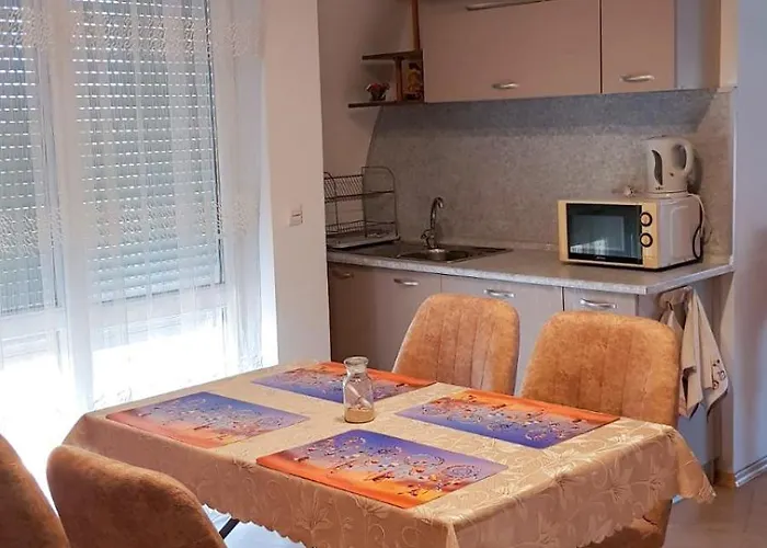 вълчеви Vendégház 4*